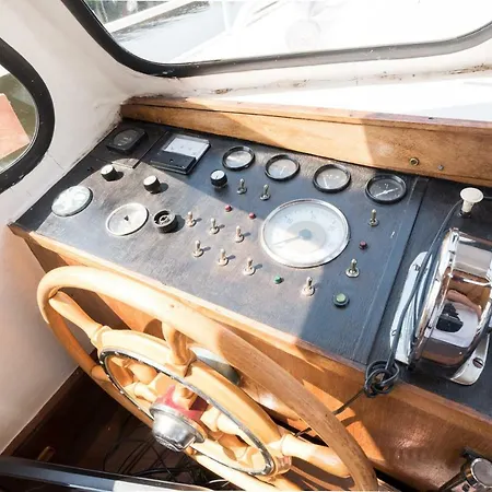 Basichouseboat Nearcenter * Amsterdam