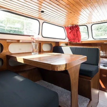 Apartmán Basichouseboat Nearcenter