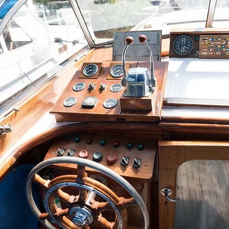 Apartmán Basichouseboat Nearcenter