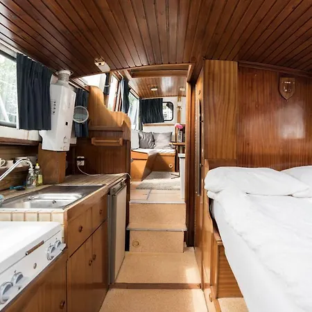 Basichouseboat Nearcenter Apartmán Amsterdam