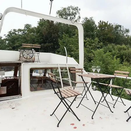 Basichouseboat Nearcenter Apartment Amsterdam