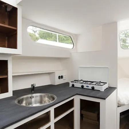 Basichouseboat Nearcenter Апартаменты