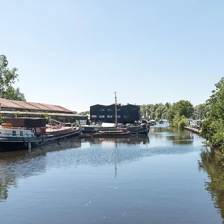 Apartmán Basichouseboat Nearcenter